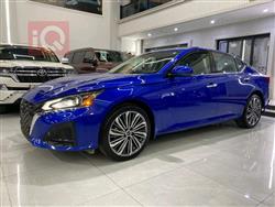 نيسان ألتيما